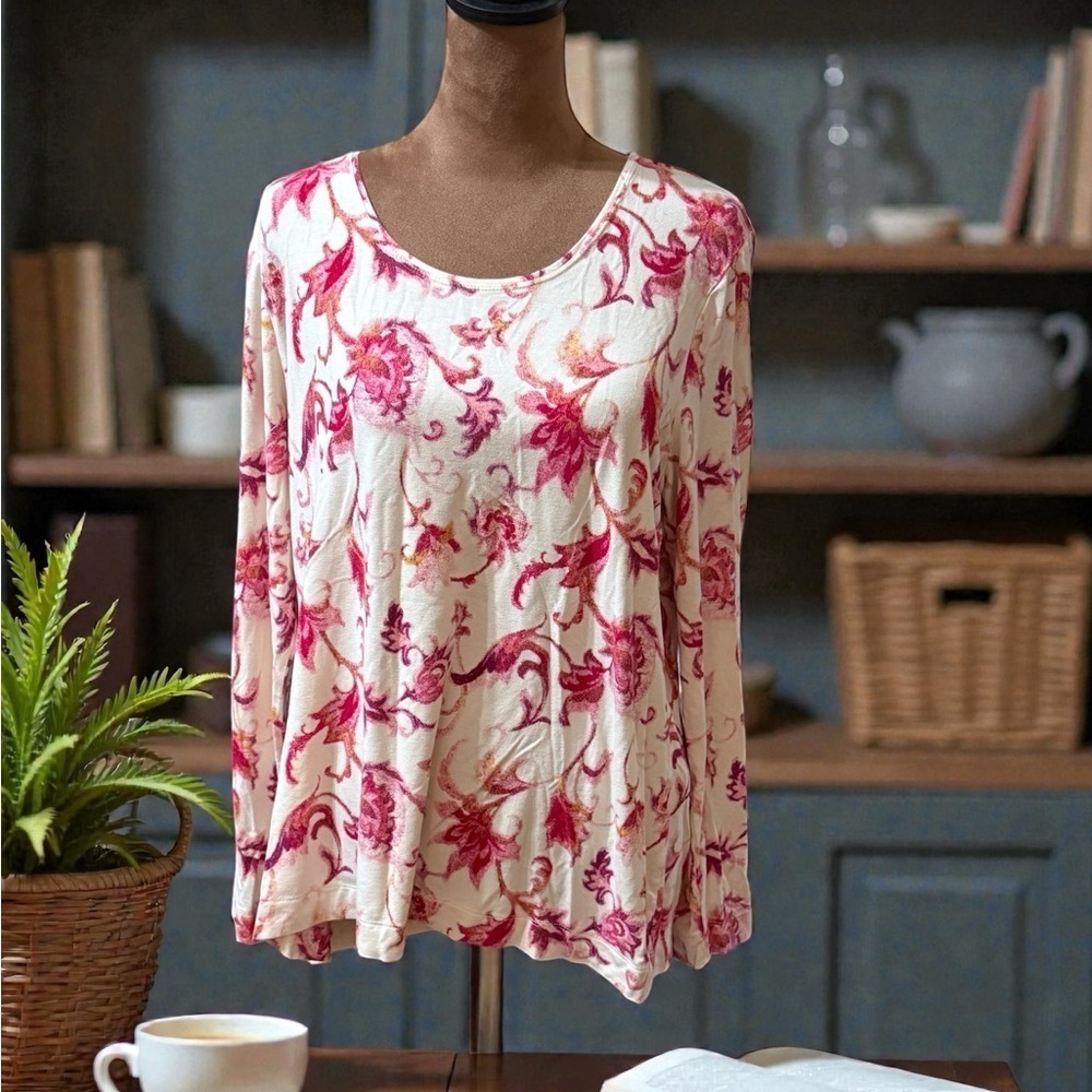 Chico's Pink and Cream Floral Top